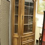 818 7593 DISPLAY CABINET